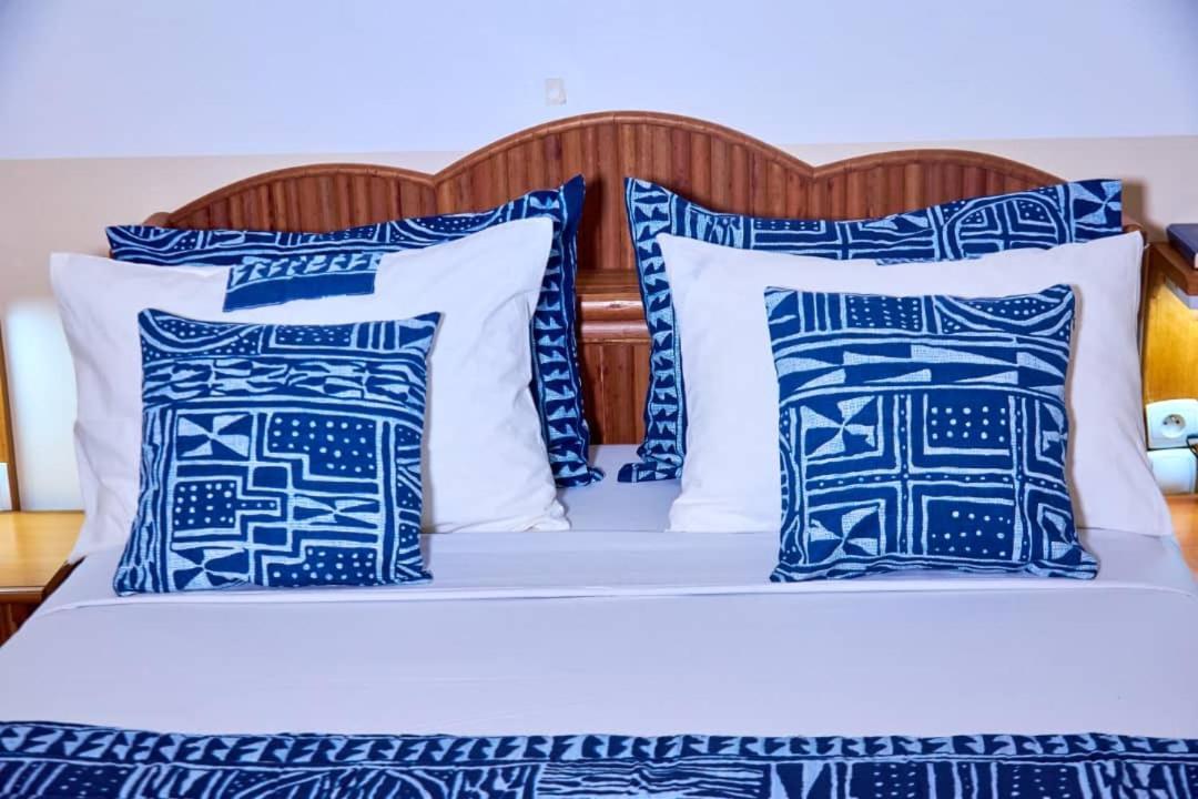 Congress Hotel Яунде Экстерьер фото