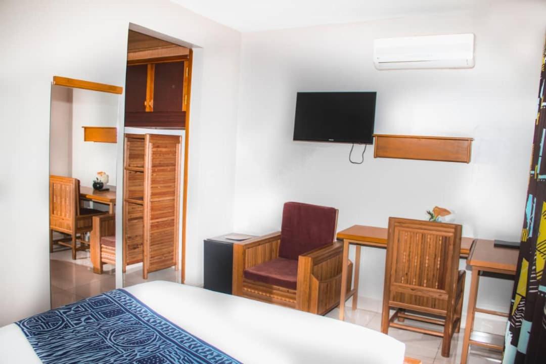Congress Hotel Яунде Экстерьер фото